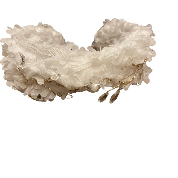 Women’s White Floral Cluster Fabric with Rhinestones Headband Hair Accessory. - Picture 2 of 2